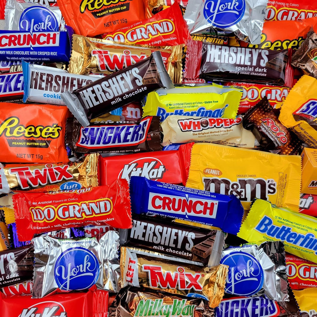 Halloween Chocolate Candy Variety Pack - 2lb Bulk Candy Individually Wrapped - Assorted Halloween Candy for Trick or Treat, Party Favors, Goodie Bags and Pinatas - 2 Pounds